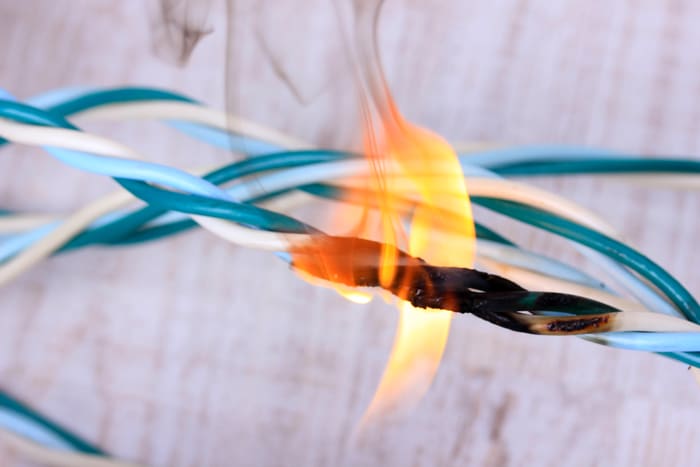 Кабели пожарной безопасности — безопасность кабельно-проводниковой продукции