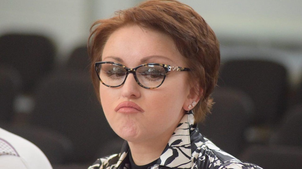 Министру Соколовой статус не позволил прожить на 3, 5 тысячи руб